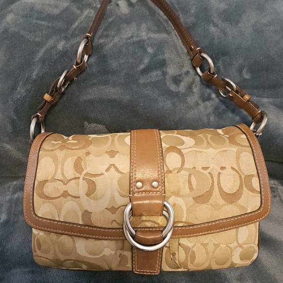 Early 2000s Coach Canvas Logo Bag Like New Condition - Picture 1 of 1